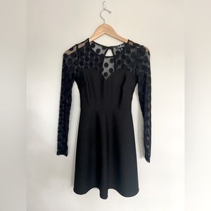 Lulu’s In Hot Tot-Ter long sleeve black dress! Size XS.